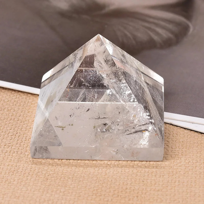 Pirâmide Orgonite Quartzo Transparente