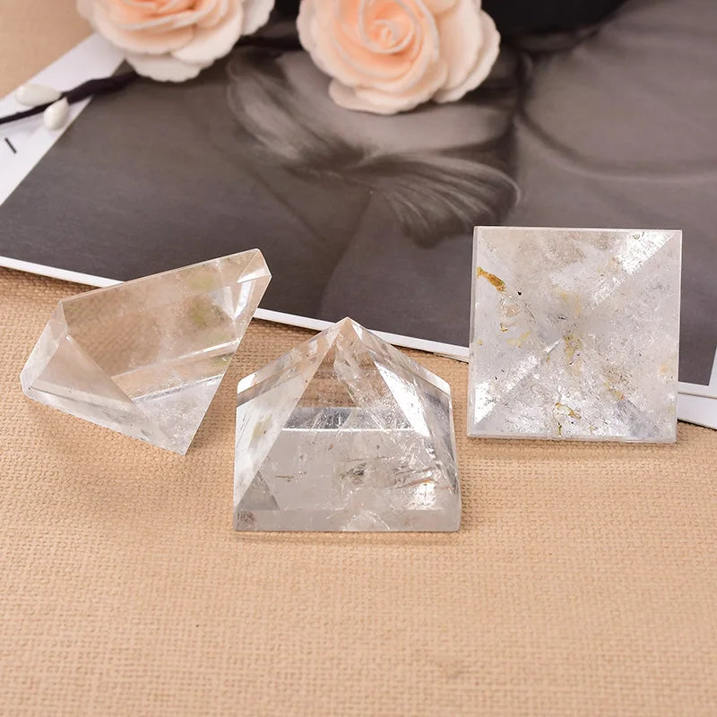 Pirâmide Orgonite Quartzo Transparente
